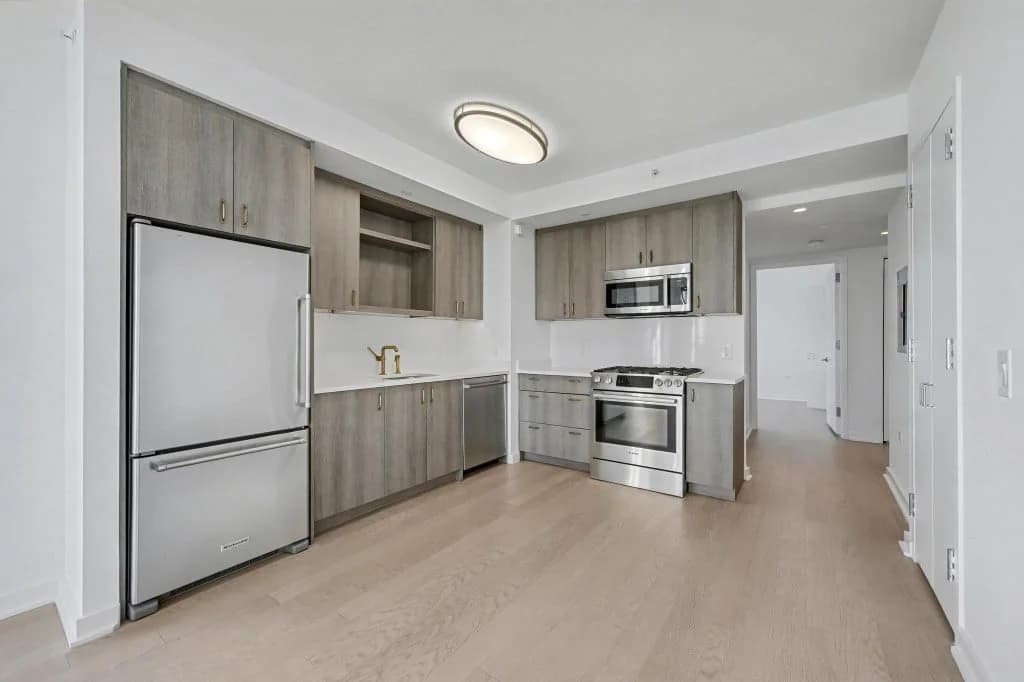 515 West 38 Street #10F, Manhattan, NY 10018 apartment_kitchen 1