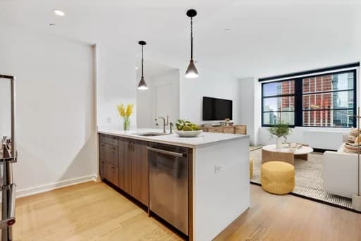 515 West 38 Street #30B, Manhattan, NY 10018