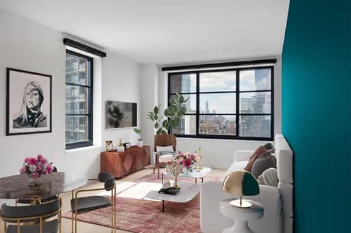 515 West 38 Street #PH2D, Manhattan, NY 10018