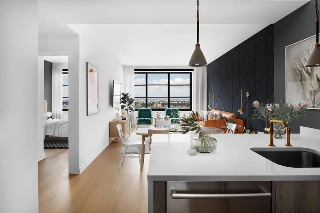 515 West 38 Street #PH3C, Manhattan, NY 10018 apartment_living_room 1