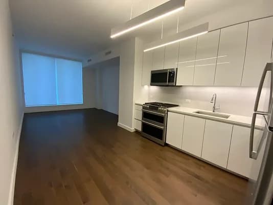 515 West 36 Street #20J, Manhattan, NY 10018