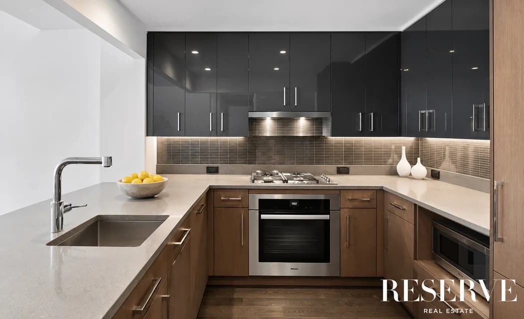 50 Riverside Boulevard #20C, Manhattan, NY 10069 apartment_kitchen 1