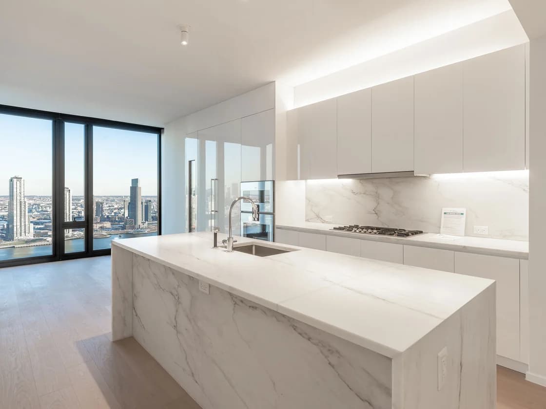 685 1 Ave #19R, Manhattan, NY 10016 apartment_kitchen 1