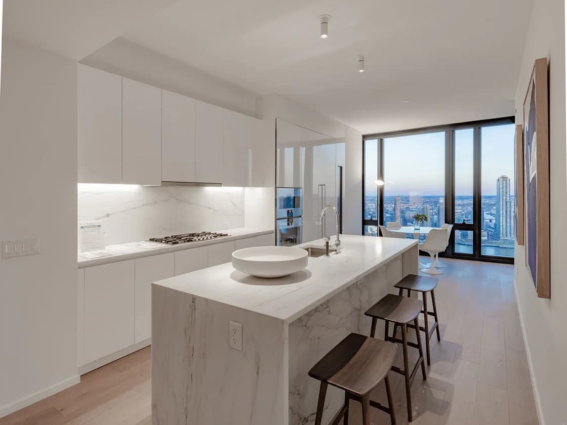 685 1 Ave #27P, Manhattan, NY 10016 apartment_kitchen 1