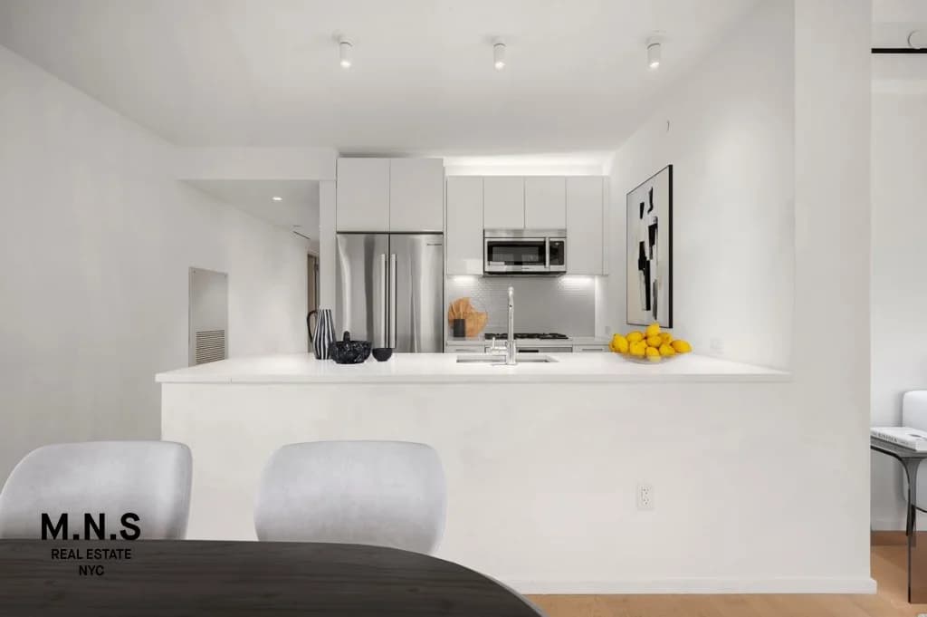 685 1 Ave #4G, Manhattan, NY 10016 apartment_kitchen 1