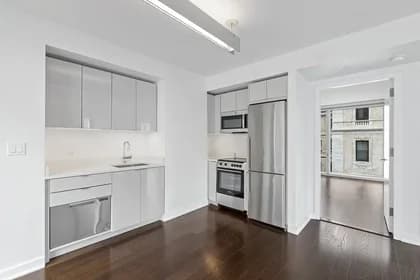 400 West 113 Street #714, Manhattan, NY 10025
