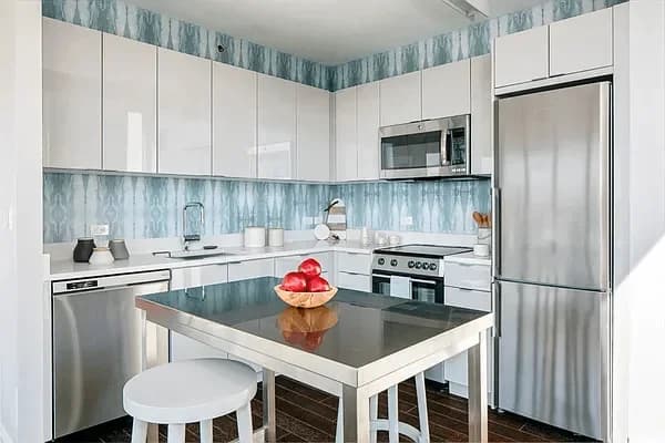 400 West 113 Street #929, Manhattan, NY 10025
