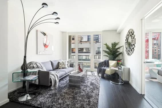 235 East 44 Street #11B, Manhattan, NY 10017