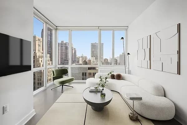 309 5 Ave #17A, Manhattan, NY 10016