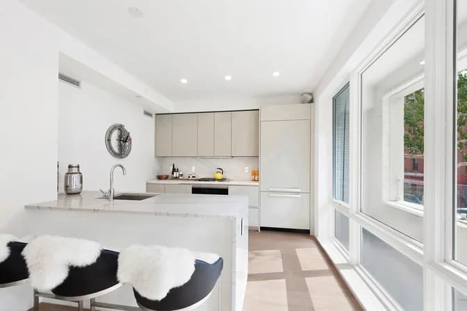355 East 19 Street #6, Manhattan, NY 10003