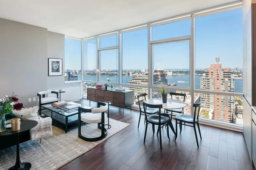 507 West Chelsea #1013, Manhattan, NY 10001 apartment_living_room 1