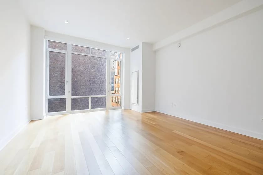 1050 Avenue Of The Americas #7D, Manhattan, NY 10018 apartment_living_room 1