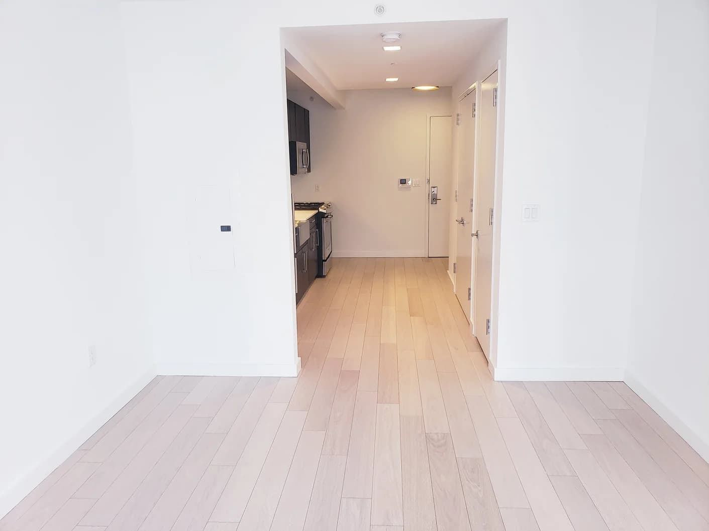 535 West 43 Street #NORTH 10M, Manhattan, NY 10036