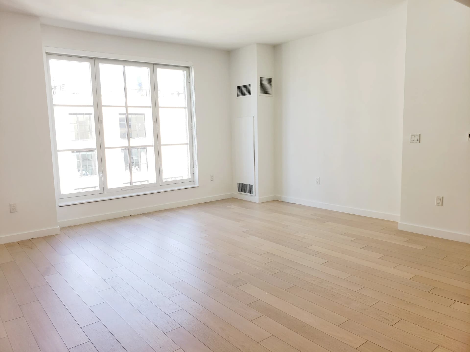 535 West 43 Street #SOUTH PHD, Manhattan, NY 10036 apartment_living_room 1