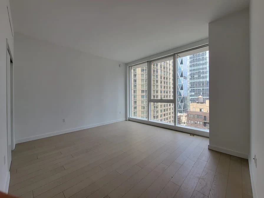 242 West 53 Street #17-B, Manhattan, NY 10019