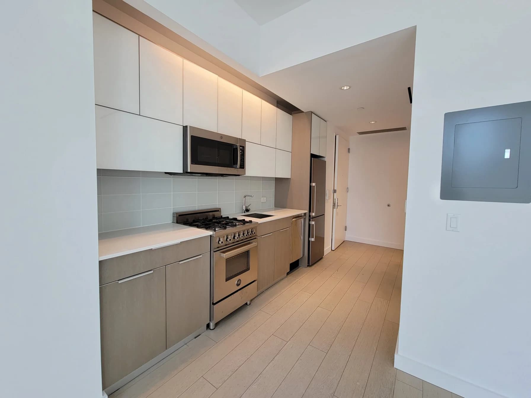 ARO 242 West 53 Street #17-B, Manhattan, NY 10019 apartment_kitchen 1