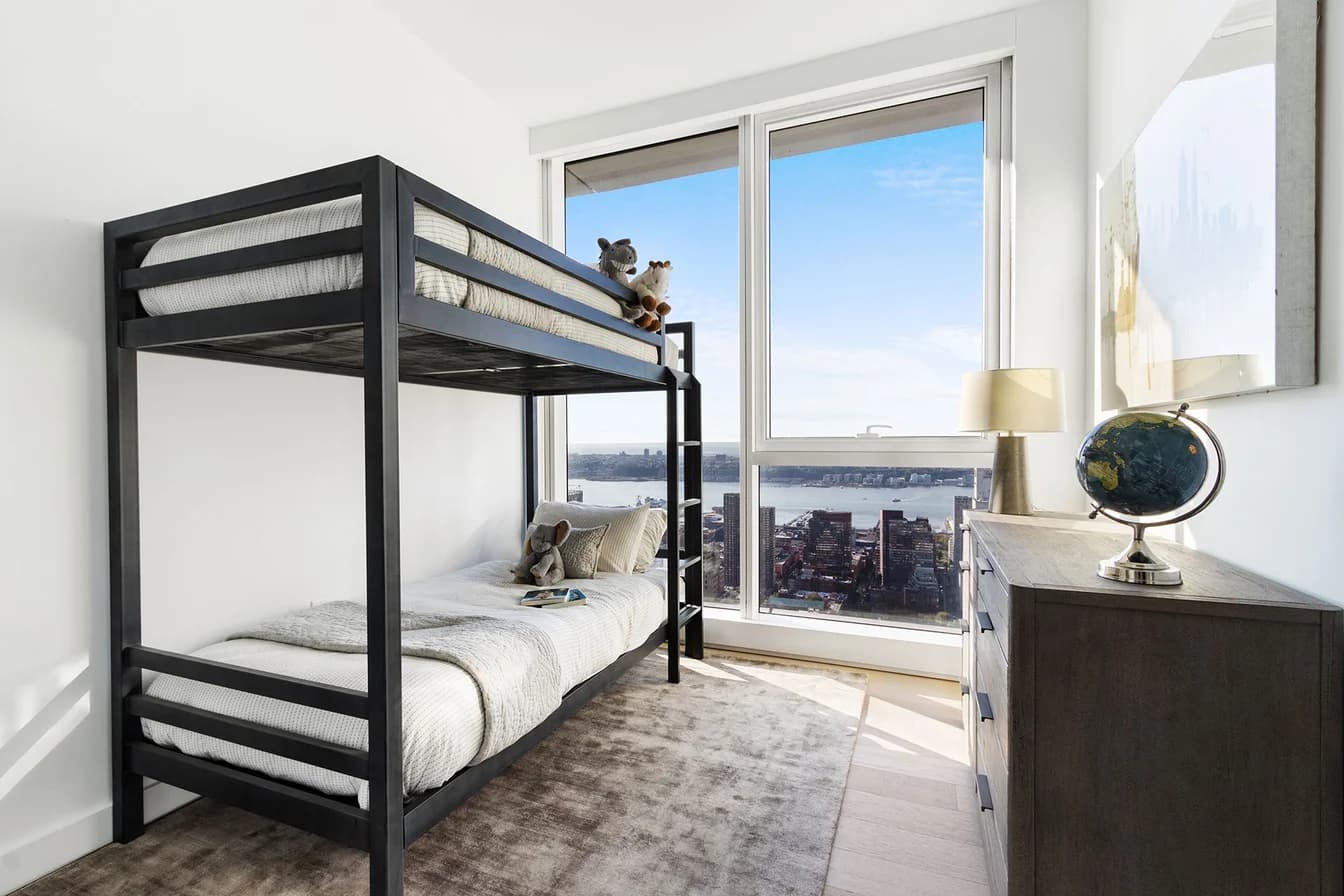 ARO 242 West 53 Street #41-A, Manhattan, NY 10019 apartment_bedroom_room 1
