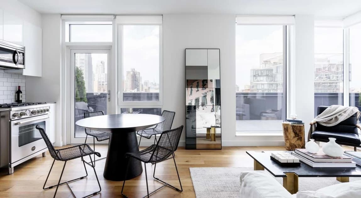 125 Delancey Street #2205, Manhattan, NY 10002 apartment_living_room 1