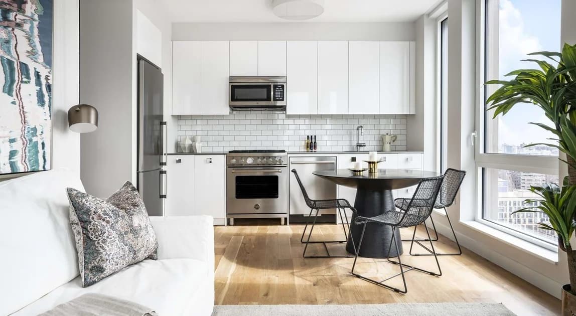 125 Delancey Street #2402, Manhattan, NY 10002 apartment_kitchen 1