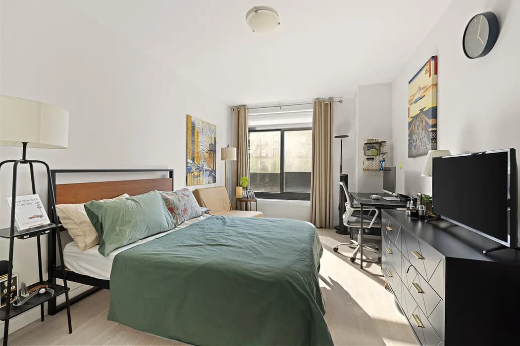 2353 7 Avenue #307, Manhattan, NY 10030 apartment_bedroom_room 1