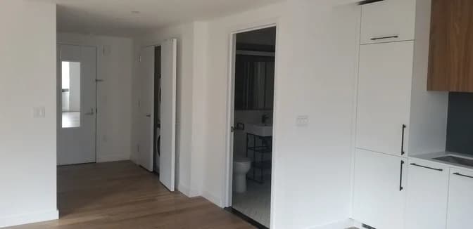 445 West 35 Street #6-M, Manhattan, NY 10018