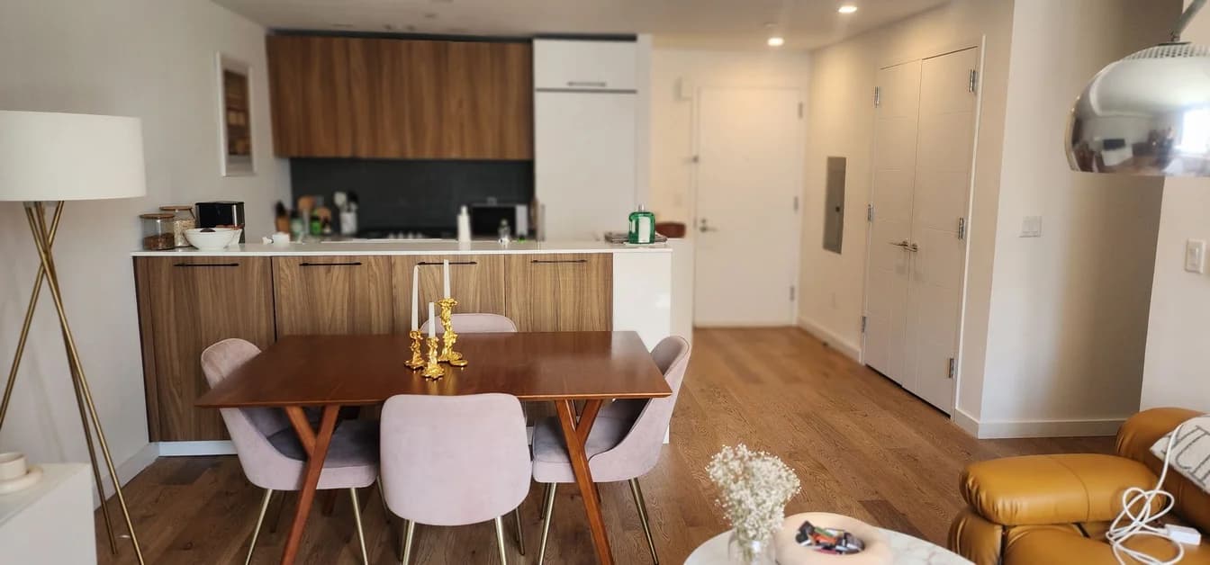 445 West 35 Street #8-A, Manhattan, NY 10018 1