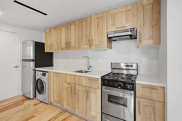 63 West 104 Street #701, Manhattan, NY 10025 apartment_kitchen 1