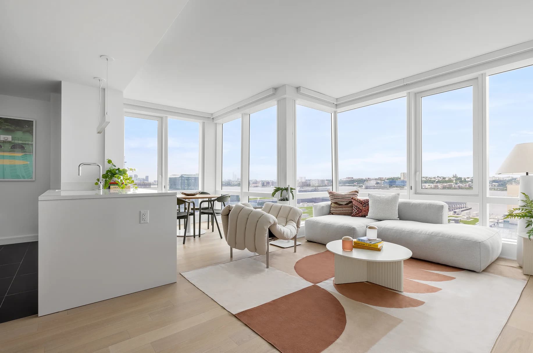 555 W 38 St #2703, Manhattan, NY 10018 1