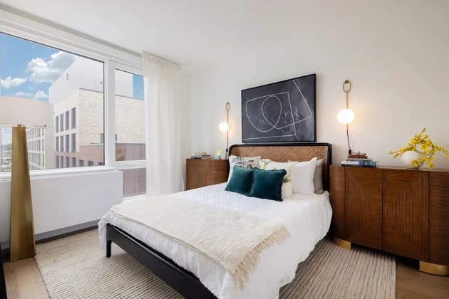420 West 207 Street #1702E, Manhattan, NY 10034