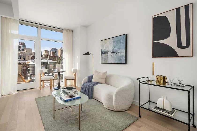 162 East 36 Street #20D, Manhattan, NY 10016 apartment_living_room 1