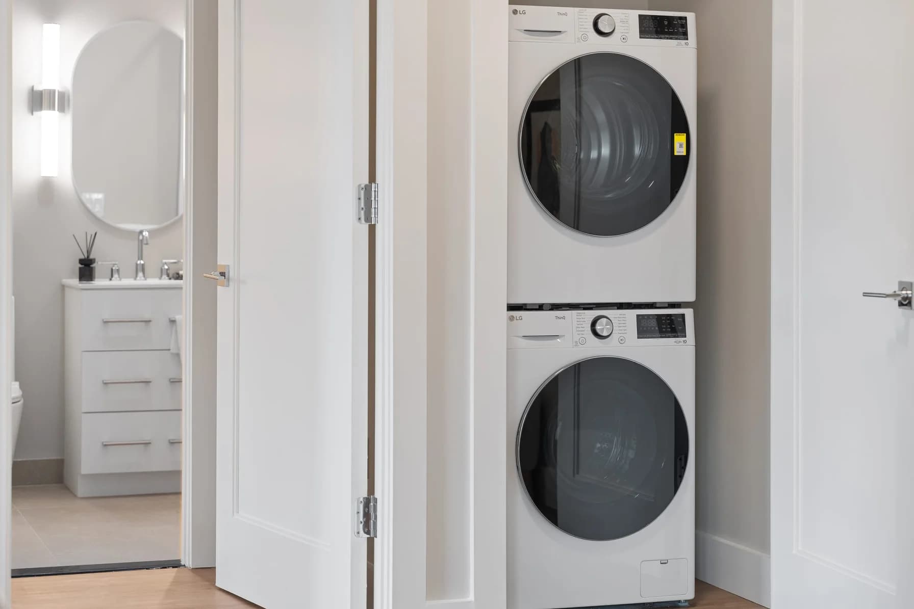 286 Rider Avenue #710, The Bronx, NY 10451 apartment_washer_dryer 1