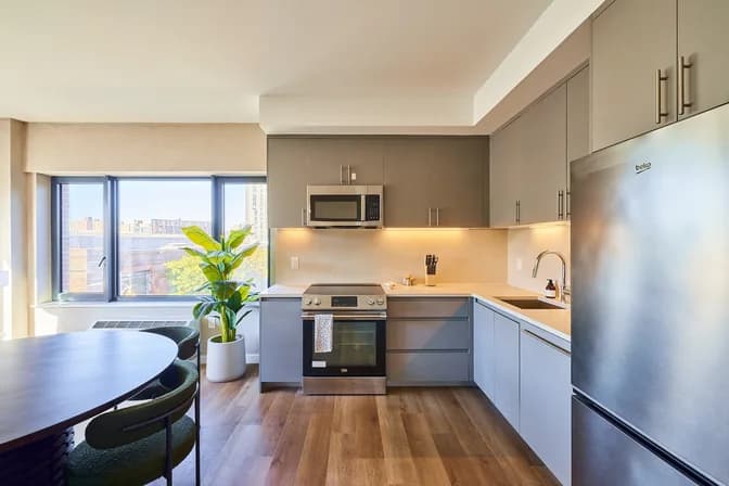 586 Gerard Avenue #2Q, Bronx, NY 10451