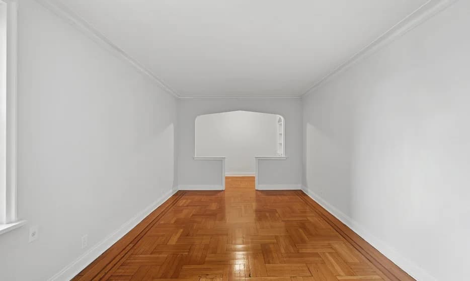 2175 Cedar Avenue #05H, The Bronx, NY 10468 apartment_living_room 1