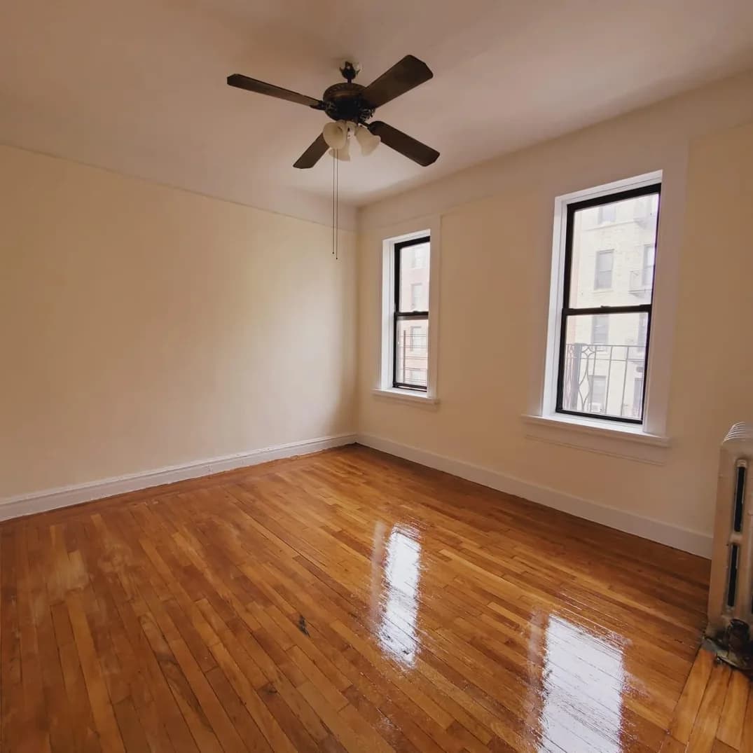 2718 Marion Avenue #2-J, Bronx, NY 10458 apartment_living_room 1