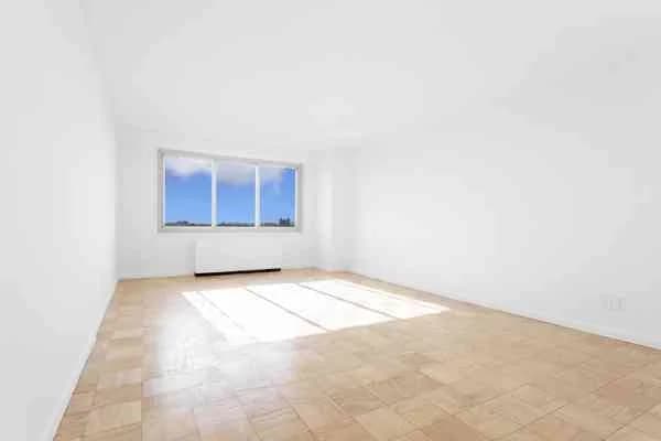2600 Netherland Avenue #1503, The Bronx, NY 10463 apartment_bedroom_room 1