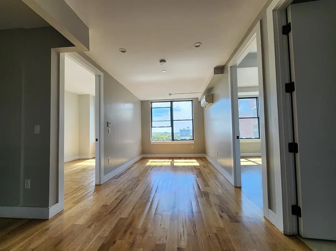 333 Cypress Avenue #3-F, The Bronx, NY 10454 apartment_living_room 1