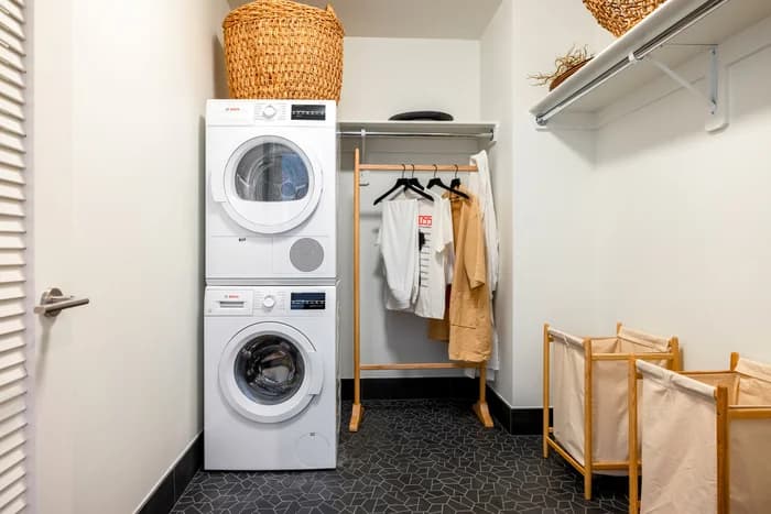 5 Lincoln Avenue #E-1551, The Bronx, NY 10454