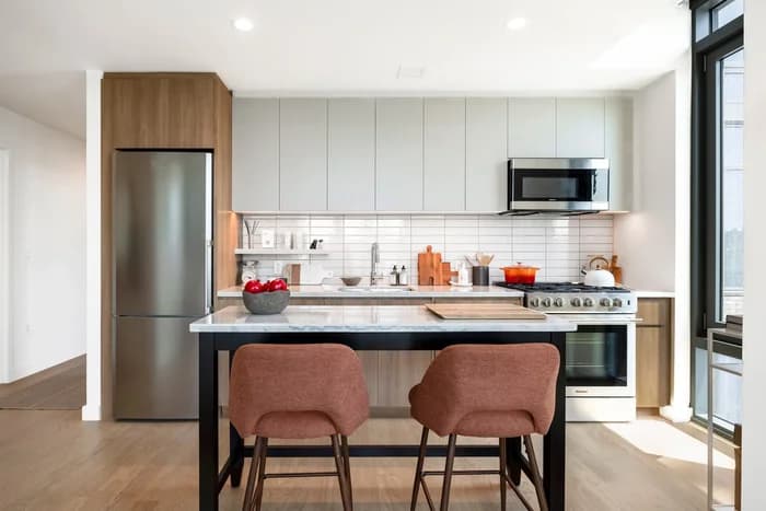 5 Lincoln Avenue #E-1758, The Bronx, NY 10454
