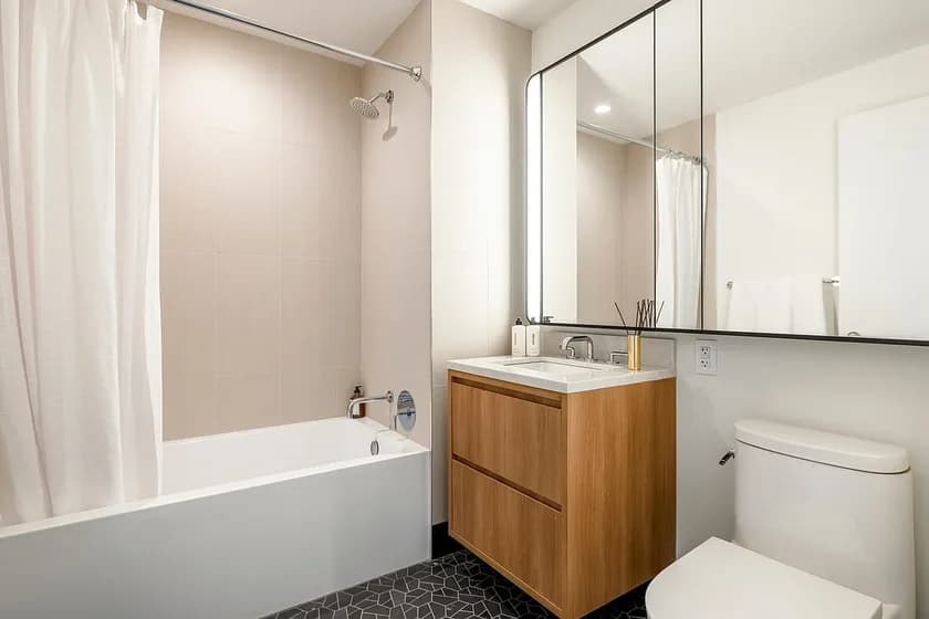 5 Lincoln Ave #N-2147, The Bronx, NY 10454 apartment_bathroom 1