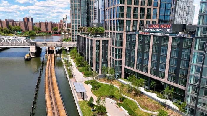 5 Lincoln Avenue #S-2413, The Bronx, NY 10454