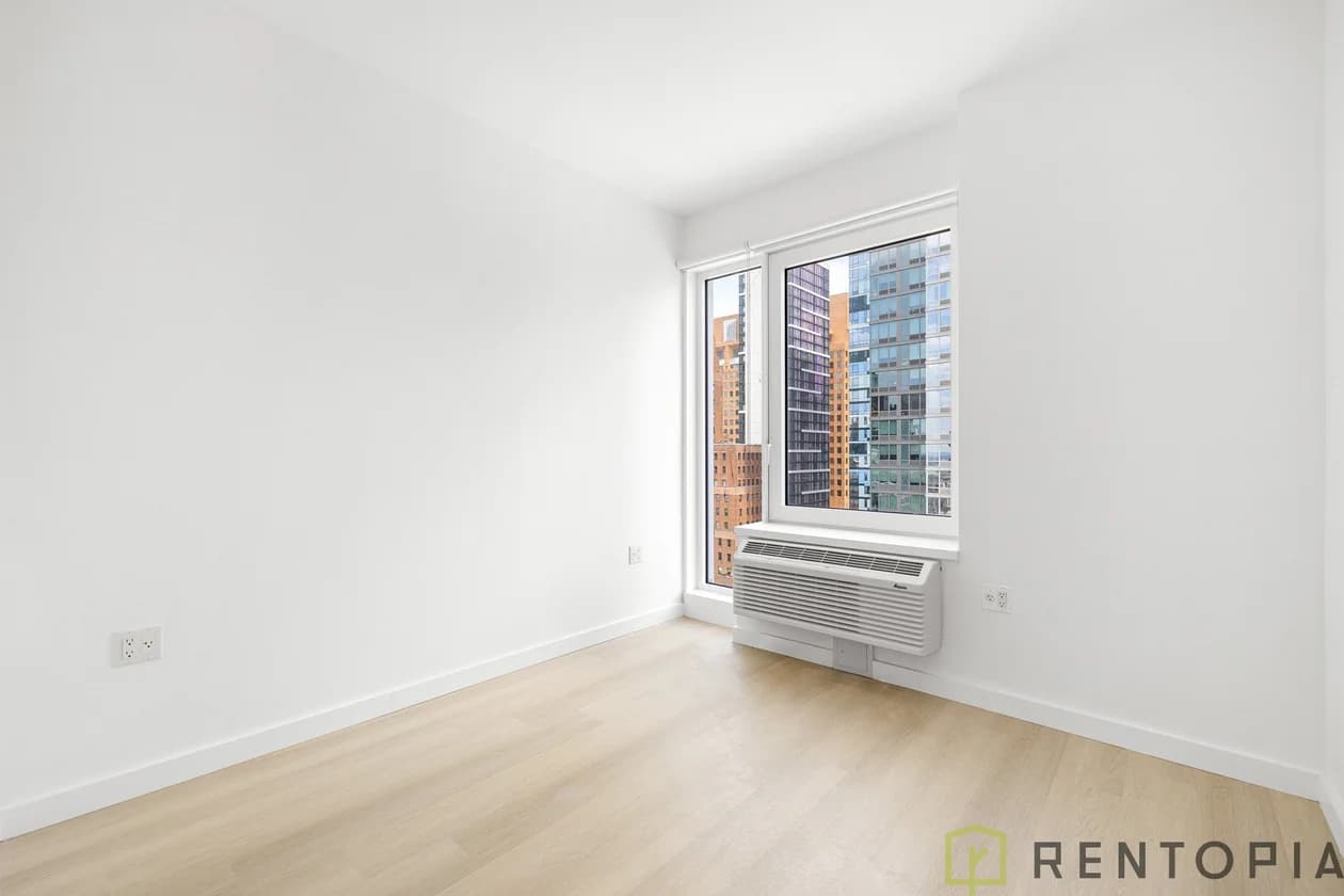 150 Lawrence Street #2202, Brooklyn, NY 11201 apartment_bedroom_room 1
