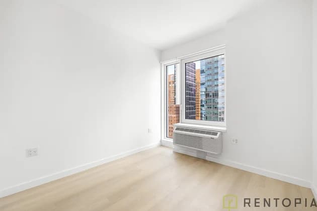 150 Lawrence Street #2402, Brooklyn, NY 11201