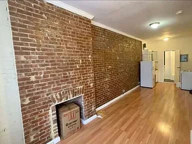 75 Pineapple Street #4B, Brooklyn, NY 11201