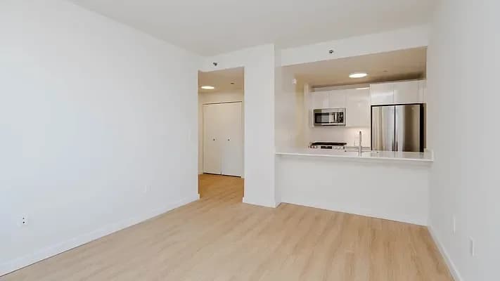 180 Montague Street #04E, Brooklyn, NY 11201