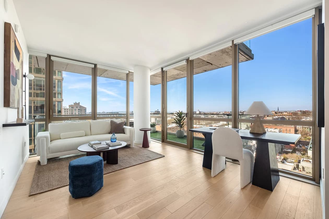 395 Carroll Street #1801, Brooklyn, NY 11231 apartment_living_room 1