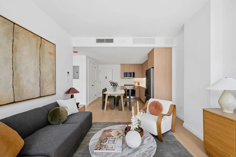 645 Park Place #7D, Brooklyn, NY 11216