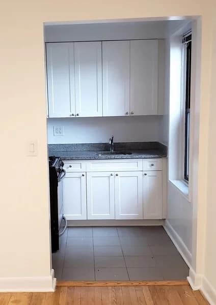 1 Prospect Park Southwest #4G, Brooklyn, NY 11215 apartment_kitchen 1