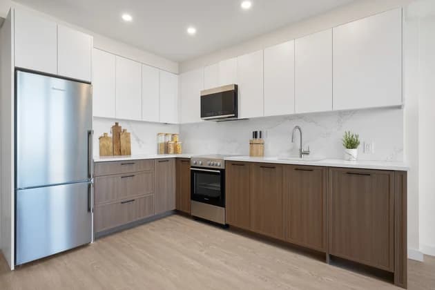159 Boerum Street #11J, Brooklyn, NY 11206 - Image 1