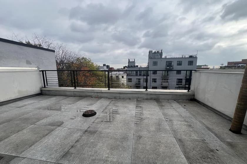 20 Melrose Street #4R, Brooklyn, NY 11206 apartment_terrace 10