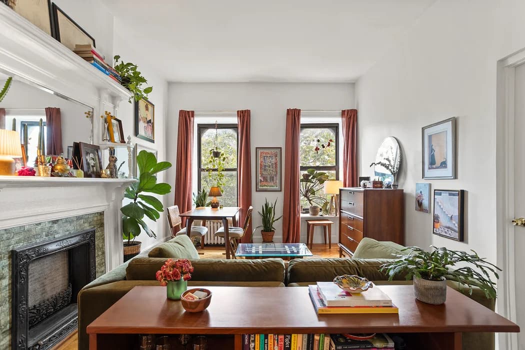 274 Hancock Street #4, Brooklyn, NY 11216 apartment_living_room 1